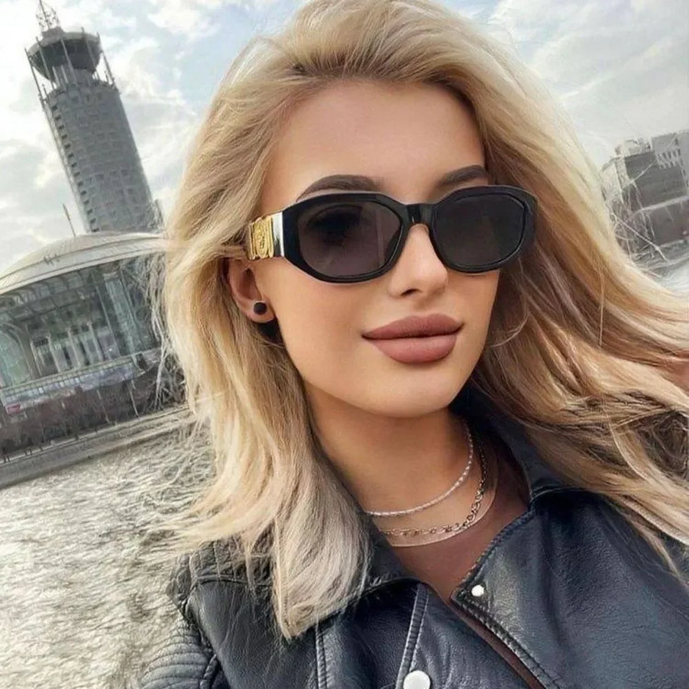 NEW Versace VE4361 GB1/87 Unisex Medusa Biggie Black Grey Oval Unisex Sunglasses